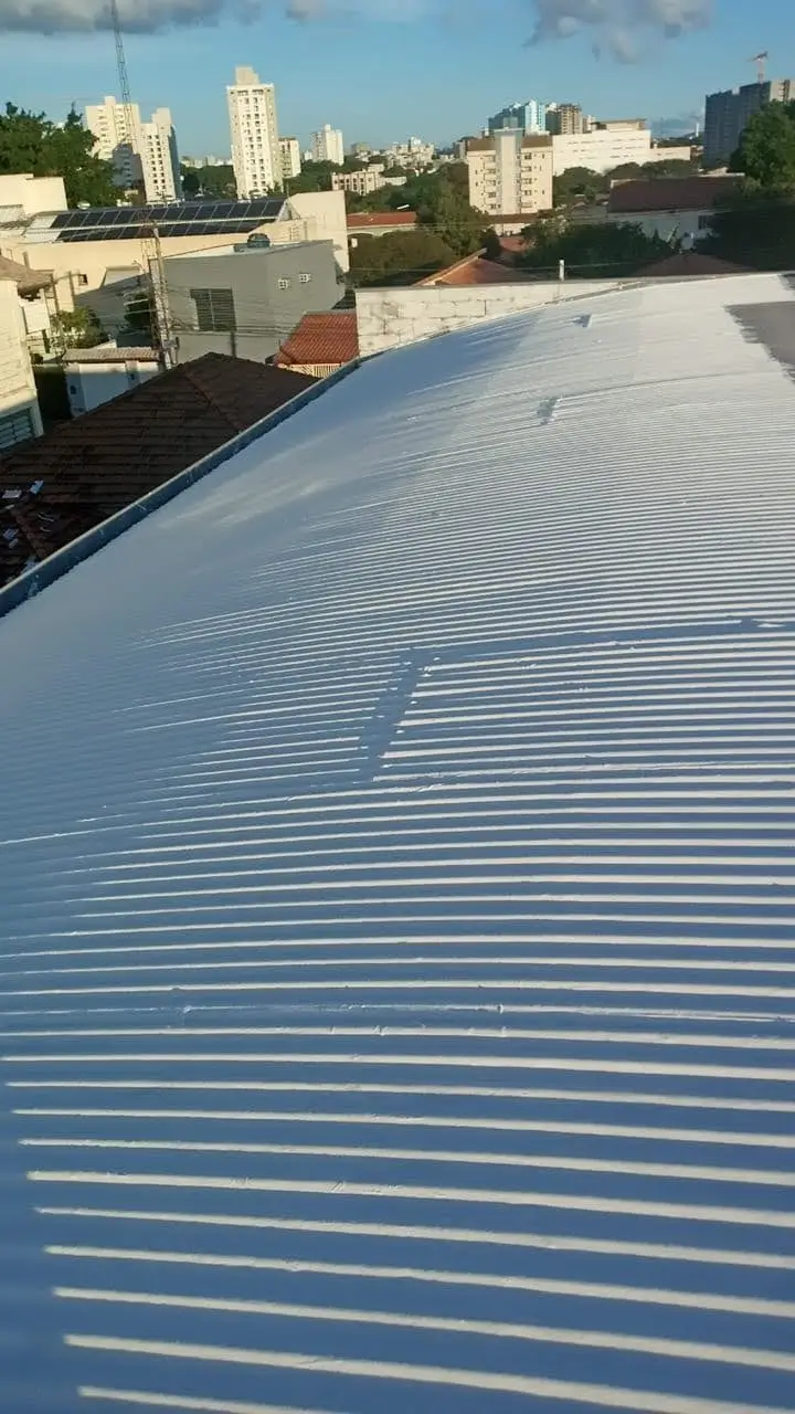 Obra Duraflex finalizada com acabamento de alta resistência.